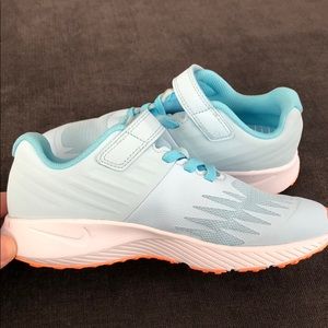 Nike Shoes - Nike running shoes Nike Shoes - Nike running shoes